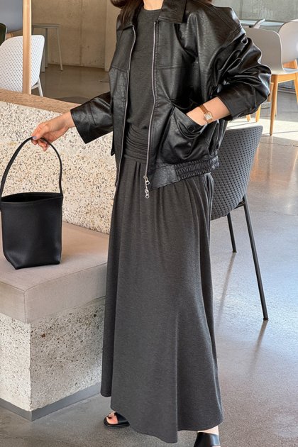 Belcia shirring one-piece